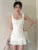 Elegantes vestidos cortos plisados para mujer, verano nuevo, sin mangas, cuello cuadrado, vestido blanco, moda coreana Y2K, vestido de una pieza