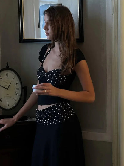 Conjunto de dos piezas de falda y top de manga corta con cuello halter y estampado de lunares para mujer, traje informal de retazos