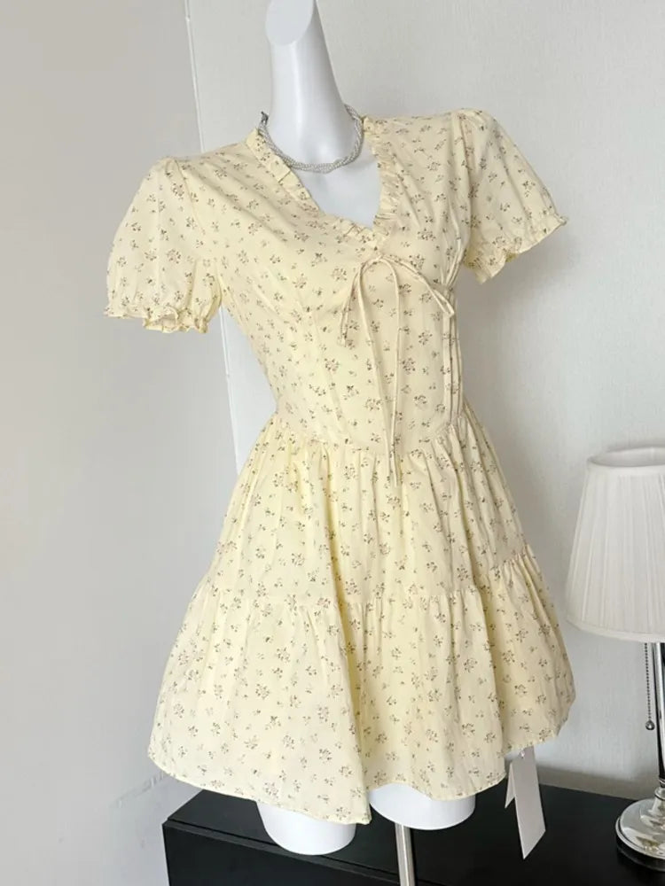 Vestidos cortos con estampado floral francés para mujer, Y2K, cuello en V, cintura alta, vestido de fiesta de cumpleaños, estilo coreano elegante, vestidos de verano de corte A
