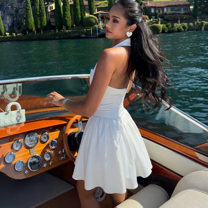 Vestido blanco con cuello halter para mujer, elegante, sin mangas, ajustado, corto, corte A, con parches, para playa y vacaciones.