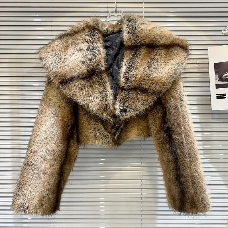 Abrigo corto de piel sintética a rayas retro vintage para mujer, chaqueta de piel de zorro con cuello grande recortada a la moda Y3k para invierno para niña