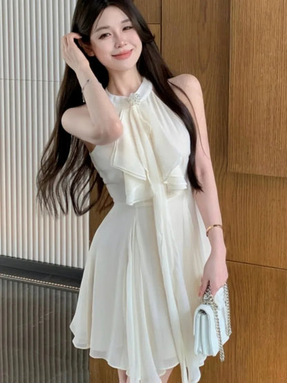Elegante vestido corto con volantes y cuello halter para mujer, sin mangas, corte en A, sexy, para fiesta de noche, graduación, estilo coreano chic
