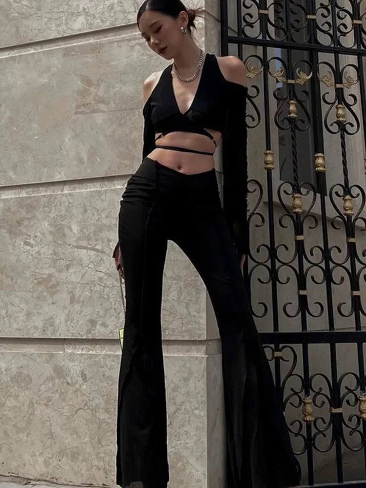 Tops cortos negros sexys, ropa de calle para mujer, moda 2025, camisetas de manga larga con encaje, cuello en V y cortes