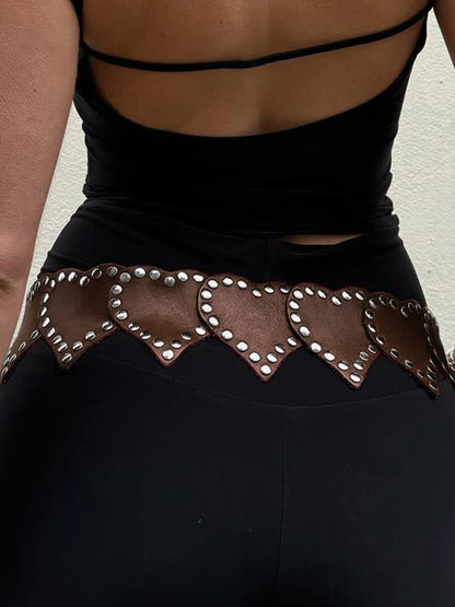 Cinturón elegante de PU con remaches en forma de corazón para mujer, diseño elegante Y2k, accesorios de moda que combinan con todo, exquisitos