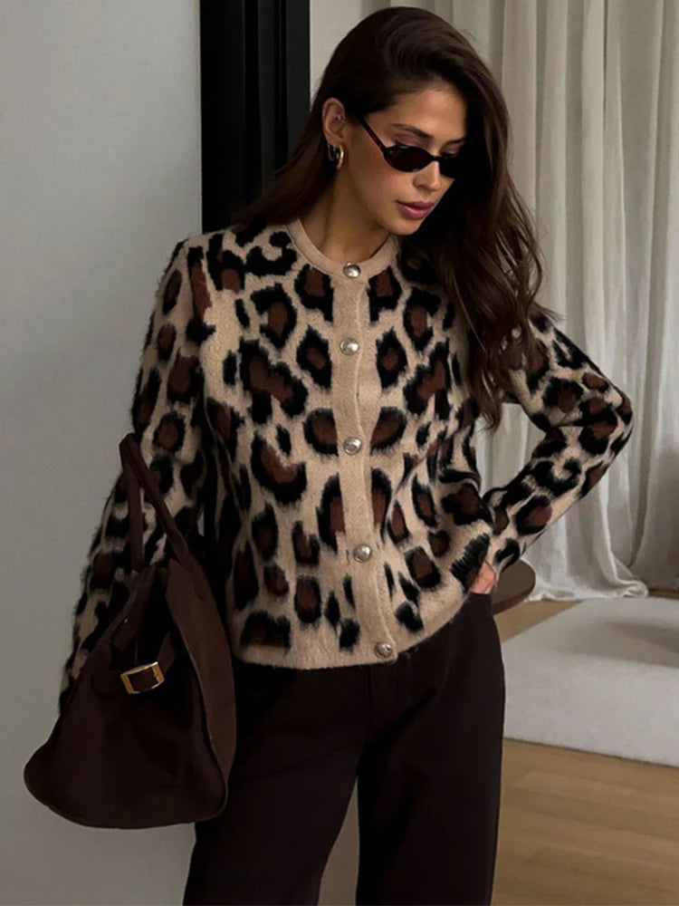 Vintage Knitted Leopard Cardigan Women Casual Slim Single Breasted O-Neck Sweaters Female Chic Versatile Basic Street Knitwear