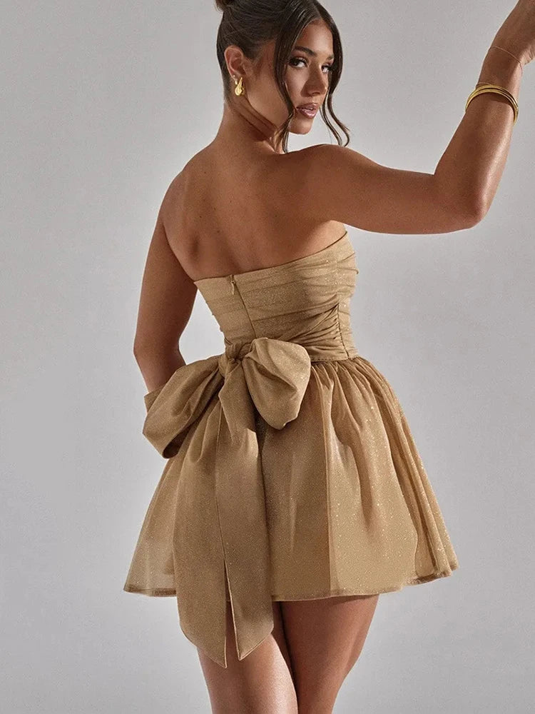Elegante minivestido sexy sin tirantes para mujer, negro, con hombros descubiertos, espalda descubierta, plisado, lentejuelas brillantes, vestido de fiesta para club.