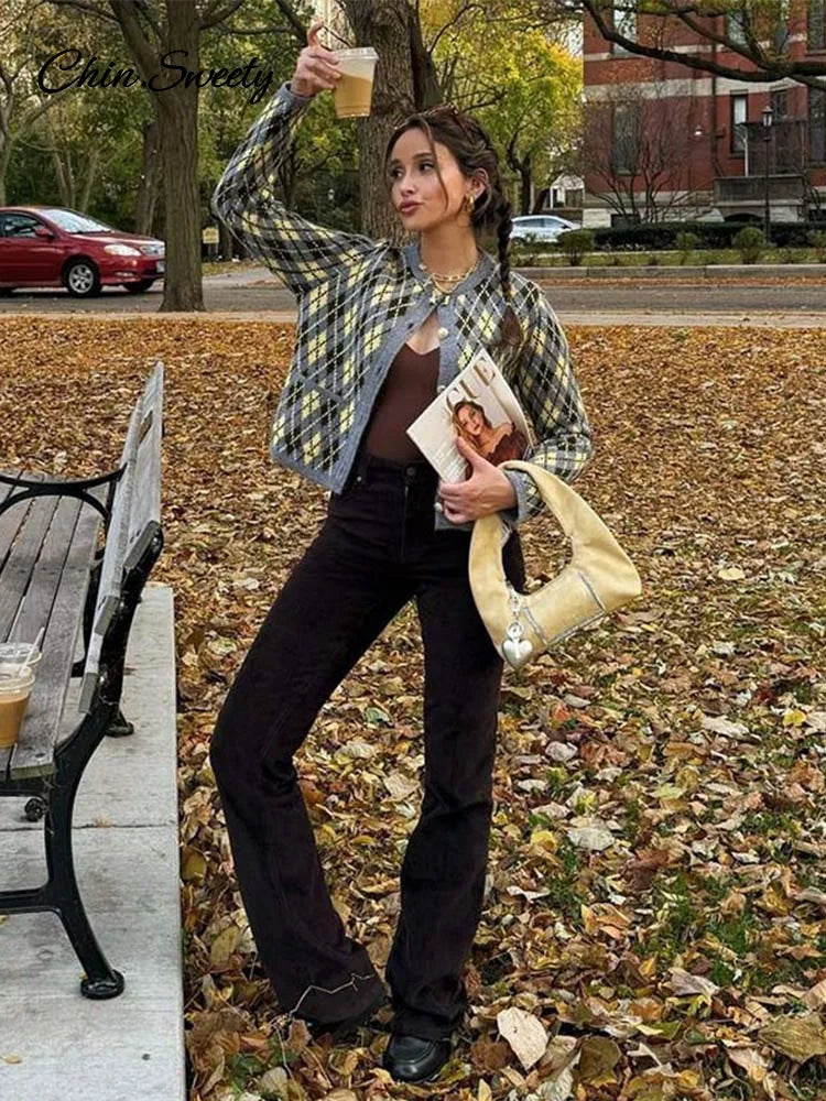 Plaid Knitted Slim Cardigan Women  Autumn O-neck Long Sleeve Metal Button Short Sweater Coat Lady All-matching Knitwear New
