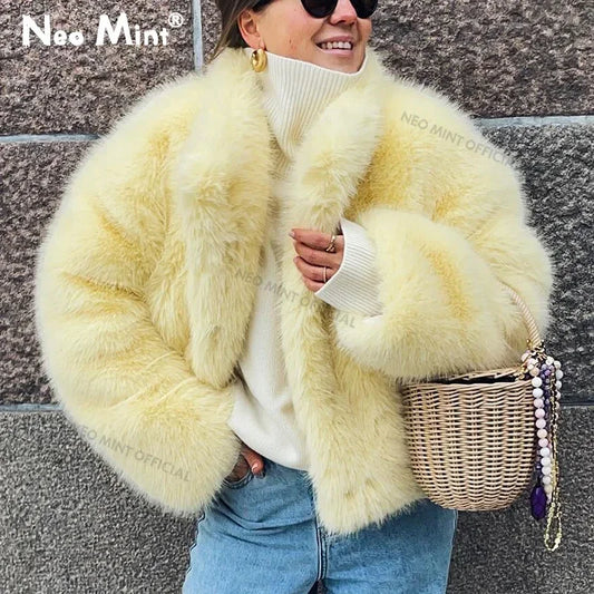 Chaqueta de piel sintética amarilla de invierno para mujer, ropa de calle elegante para chicas, abrigo grueso y cálido con cuello alto de piel de zorro, ropa de abrigo