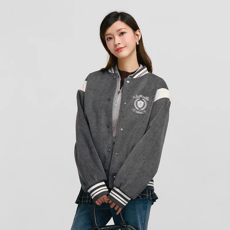 Abrigo para mujer, chaqueta holgada con bordado de patchwork y contraste de colores, nueva chaqueta de béisbol de lana sintética para invierno.