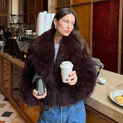 Winter Hot Trendy Iconic Blogger Fashion Burgundy Faux Fur Coat Women Overcoat Girls Shawl Collar Lamb Fur Jacket