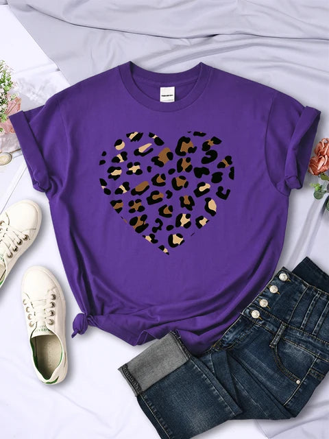 Simple Broken Leopard Heart Women Tshirt Casual Fashion T Shirts Soft Fashion Tee Clothing Harajuku Comfortable Women’S T Shirt