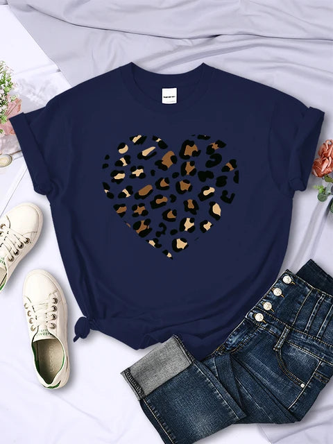 Simple Broken Leopard Heart Women Tshirt Casual Fashion T Shirts Soft Fashion Tee Clothing Harajuku Comfortable Women’S T Shirt