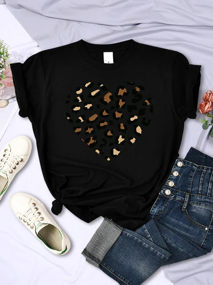 Simple Broken Leopard Heart Women Tshirt Casual Fashion T Shirts Soft Fashion Tee Clothing Harajuku Comfortable Women’S T Shirt