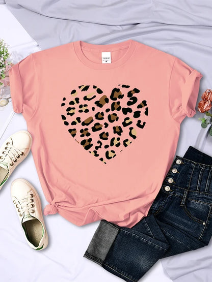 Simple Broken Leopard Heart Women Tshirt Casual Fashion T Shirts Soft Fashion Tee Clothing Harajuku Comfortable Women’S T Shirt