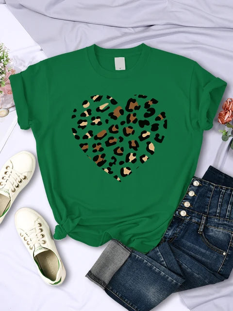 Simple Broken Leopard Heart Women Tshirt Casual Fashion T Shirts Soft Fashion Tee Clothing Harajuku Comfortable Women’S T Shirt