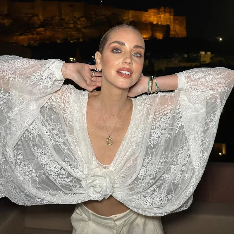 Camisas de malla con empalme de flores para mujer, blusas sexis transparentes, holgadas, de manga larga, con encaje para club de chicas, novedad 2025