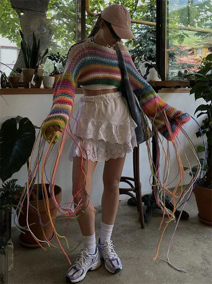 Suéter de punto con borlas para mujer, playera holgada sexy con diseño de arcoíris, jersey corto de moda para vacaciones