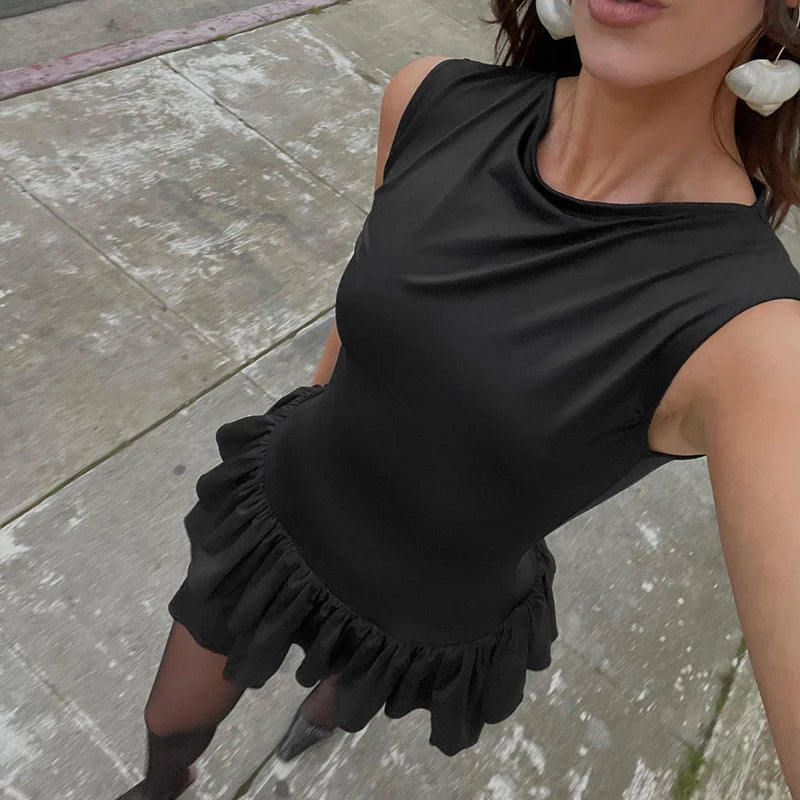 Minivestido sexy con volantes y empalme para mujer, sin mangas, ajustado, a la moda, de color liso, para fiesta y club.
