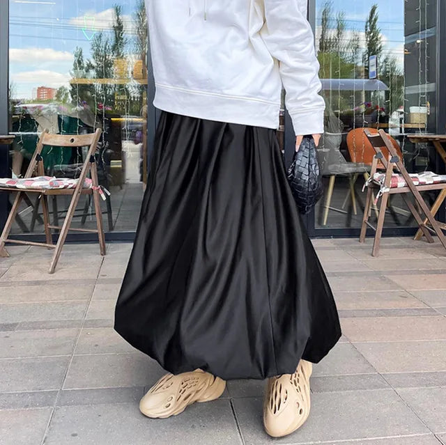 Faldas blancas elegantes de satén, faldas largas plisadas de moda para mujer, faldas de fiesta nocturnas de primavera.