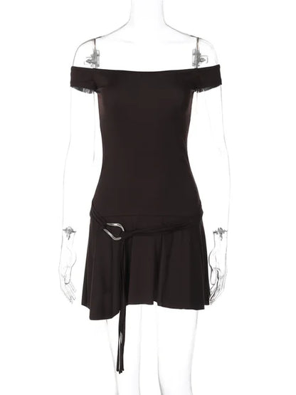 Vestido mini sexy sin mangas con hombros descubiertos y sin tirantes para mujer, con volantes en los bordes, ajustado con cinturón, para fiesta y club.