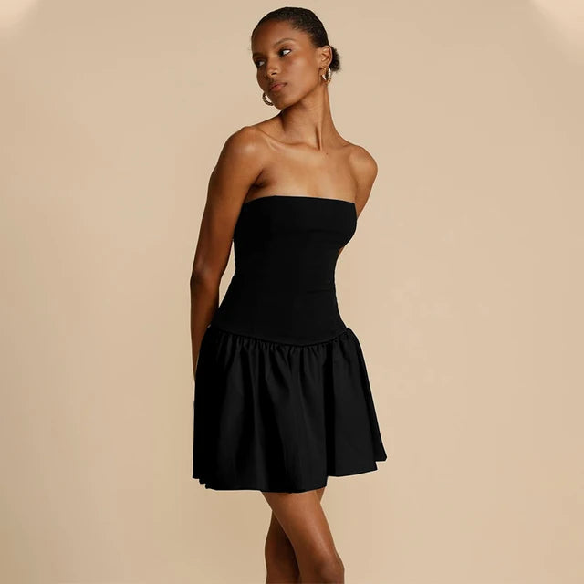 Vestido ajustado con pliegues para mujer, vestido ajustado con espalda descubierta y empalme, vestido mini elegante de verano para mujer con hombros descubiertos 2025
