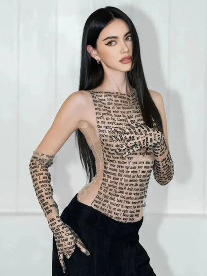 Camiseta de malla con estampado de letras para mujer, cuello redondo, transparente, sexy, sin mangas, con dorado, básica, ajustada, estilo Y2K