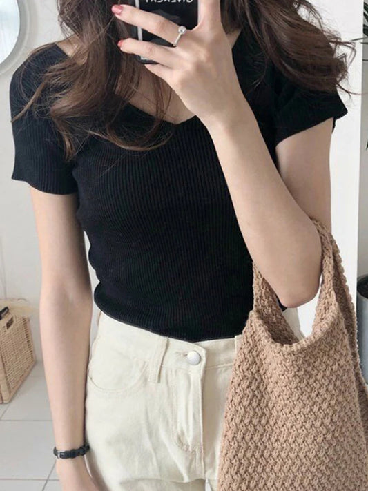 Tee Tops For Women Fashion Vintage V-Neck Short Sleeve T-shirt 2025 Woman Slim Solid Color T Shirts