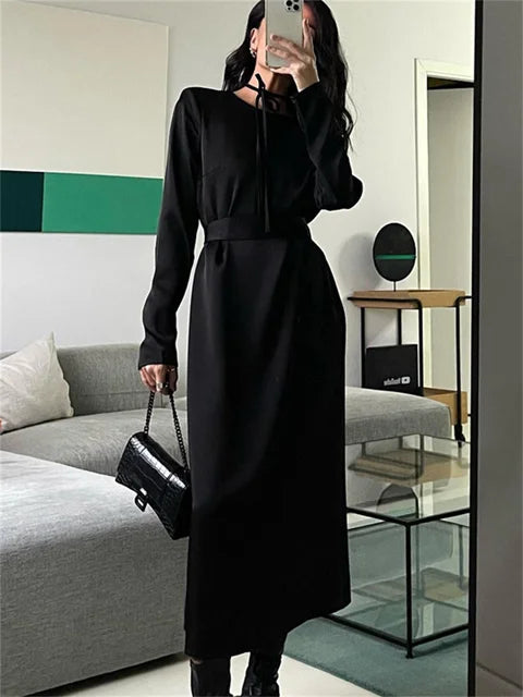 Vestido largo ajustado con cordones y espalda descubierta para mujer, moda Otoño 2025, negro, vendaje, manga larga, liso, elegante, patchwork