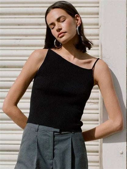 Camiseta negra de moda acanalada para mujer, jersey de espagueti, informal, de retazos, sin mangas, verano 2025, top ajustado para mujer