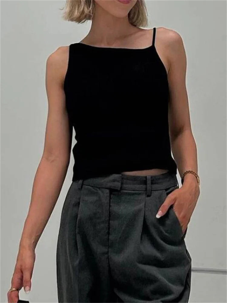 Camiseta negra de moda acanalada para mujer, jersey de espagueti, informal, de retazos, sin mangas, verano 2025, top ajustado para mujer