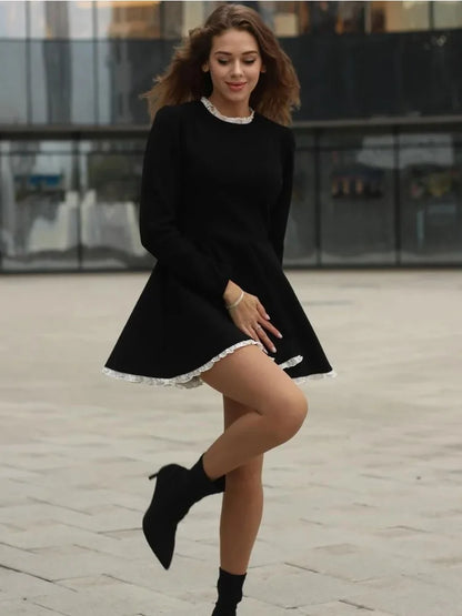 Minivestido de encaje negro – Vestido de fiesta vintage de cintura alta 2025