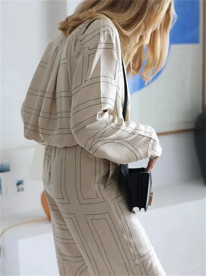 Conjunto informal de 2 piezas con estampado de patchwork para mujer, pantalones, camisas de solapa a la moda, ropa de dormir, pantalones ajustados de cintura alta para mujer.