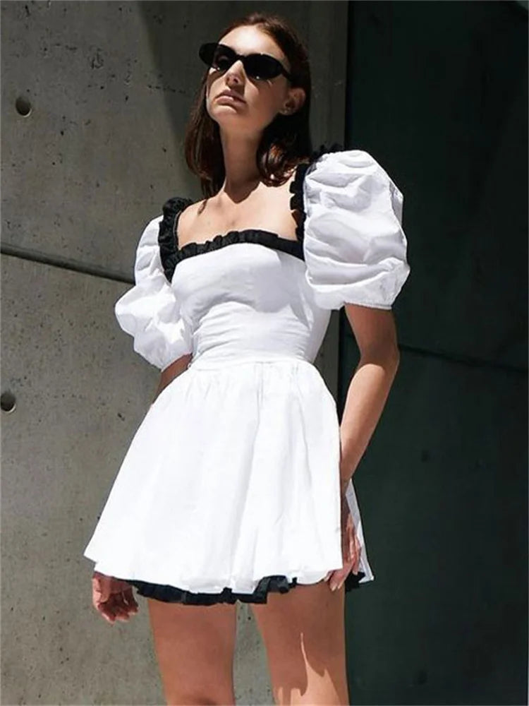 Vestido mini de patchwork en contraste para mujer, manga corta, ajustado, a la moda, para fiesta, con volantes