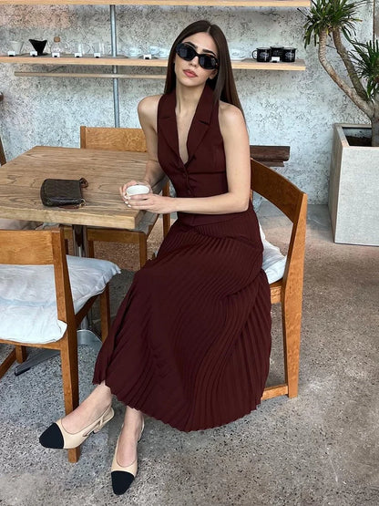 Folds Long Skirt Two Pieces Set Women’s Notched Sleeveless Short Vest Top High Waist Solid Maxi Skirt Fashion Sets 2025