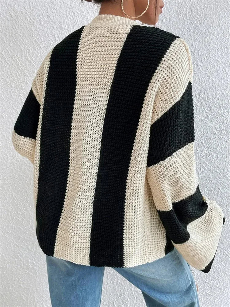 Suéter tipo cárdigan de moda con contraste calado para mujer, prenda de punto holgada de manga larga, ropa de calle de retazos, abrigo para mujer