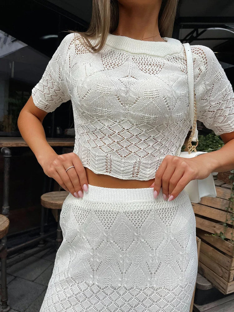 Conjunto de camiseta y falda de punto blanco de manga corta con aberturas transparentes de cintura alta, sexy, ajustado, cruzado en la cadera, conjuntos de dos piezas para mujer