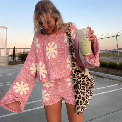 Knitted Women’s 2 Piece Sets Outfits Casual Pink Floral Sweet Oversized Sweater Suit With Shorts For Women 2025 Tracksuit