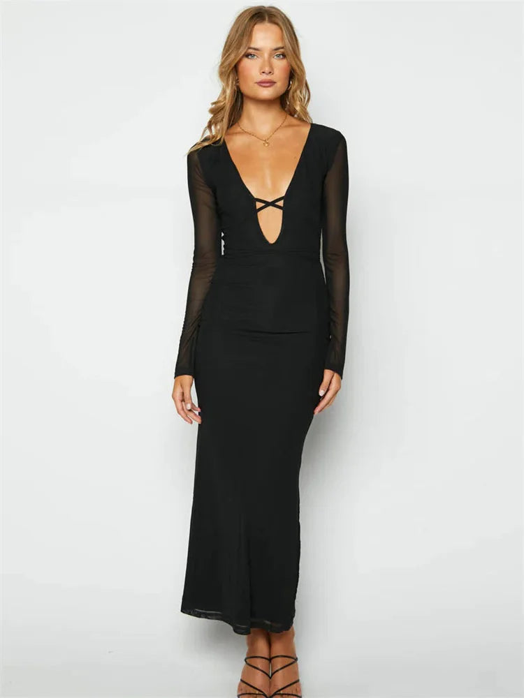 Vestido largo de malla con encaje y aberturas: elegante vestido de fiesta con escote en V y banda elástica