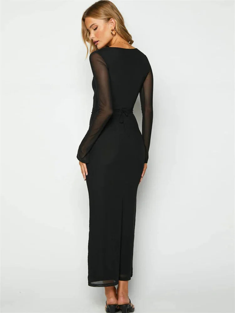 Vestido largo de malla con encaje y aberturas: elegante vestido de fiesta con escote en V y banda elástica