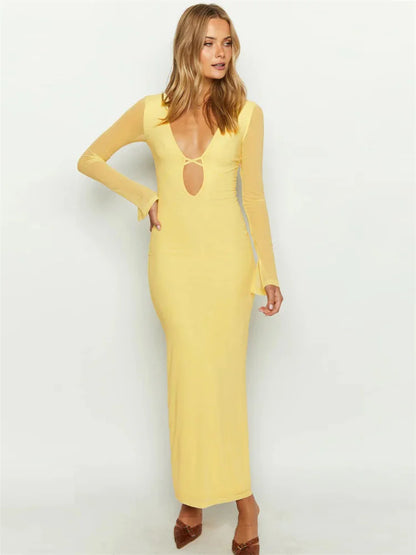 Vestido largo de malla con encaje y aberturas: elegante vestido de fiesta con escote en V y banda elástica