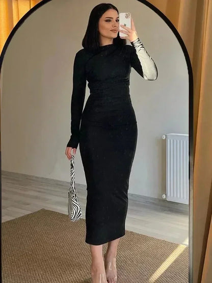 Pleated Long Sleeved Slim Maxi Dress – Elegant Off-Shoulder Bodycon Gown