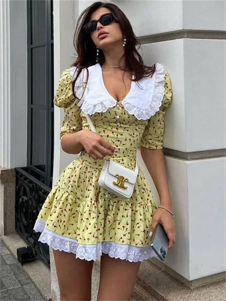 Vestido mini de verano con estampado de patchwork para mujer, cuello en V, manga corta, ajustado, elegante, para fiesta, 2025