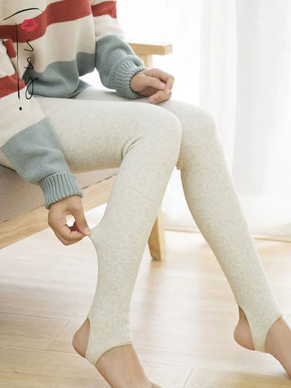 Warm Fleece Lined Super Thick Warm Leggings Women Winter Spandex Ribbed Slim Pattern Leggins Winter High Waist Basic Pants