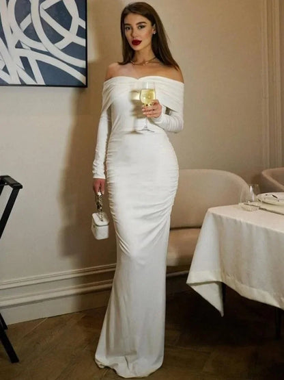Vestido largo plisado blanco elegante para mujer, con hombros descubiertos y cintura alta, liso, para fiesta