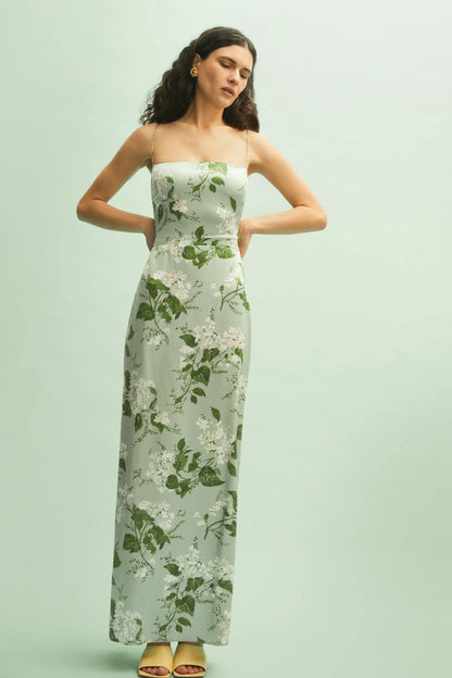 Vestido largo camisola de satén con estampado floral 