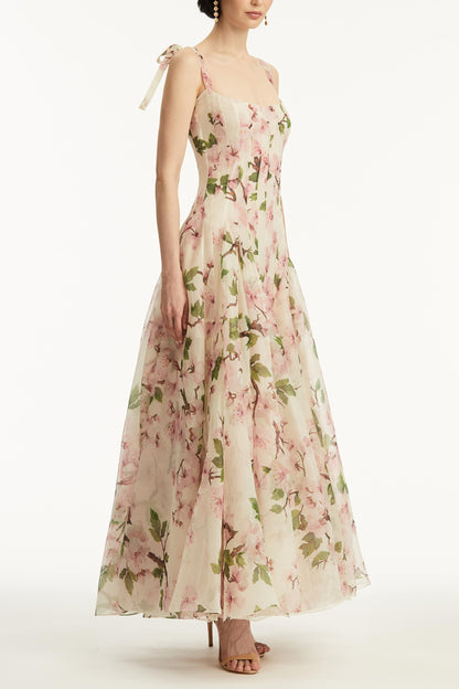 Vestido largo con escote corazón y fruncido floral 
