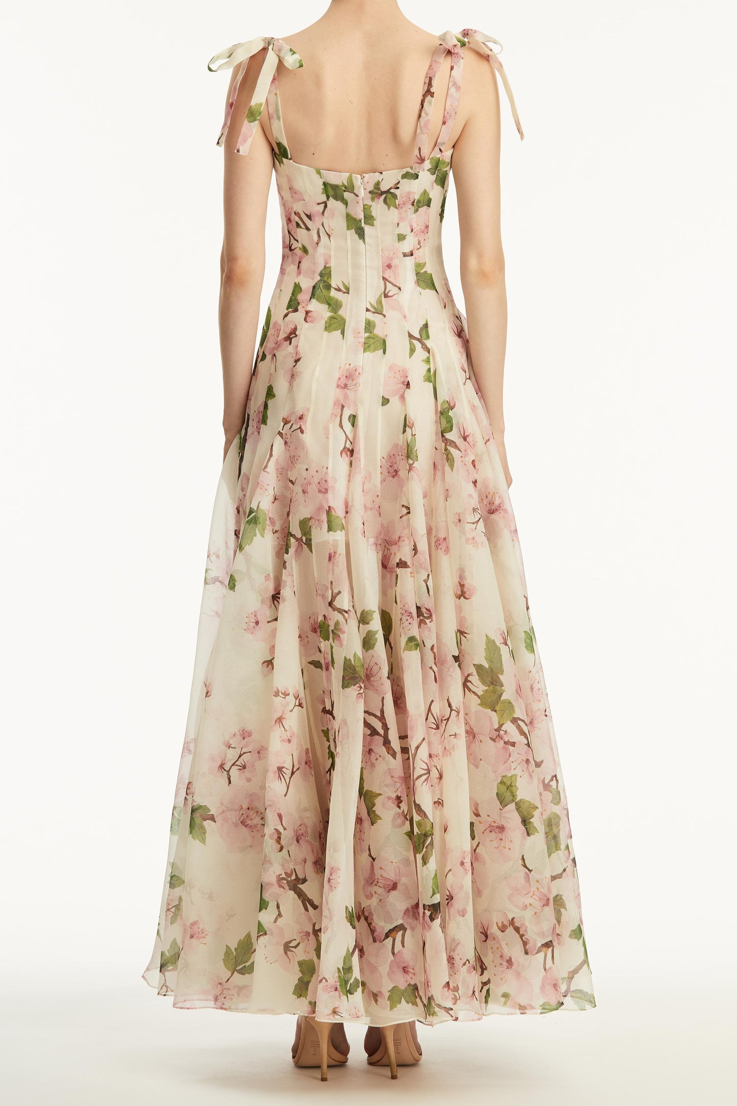 Vestido largo con escote corazón y fruncido floral 