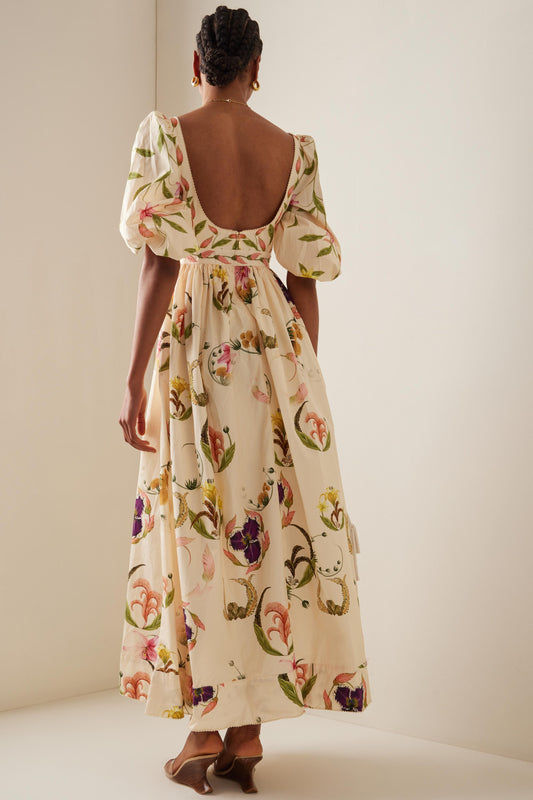 Vestido midi con cuello cuadrado y mangas abullonadas con bordado floral 