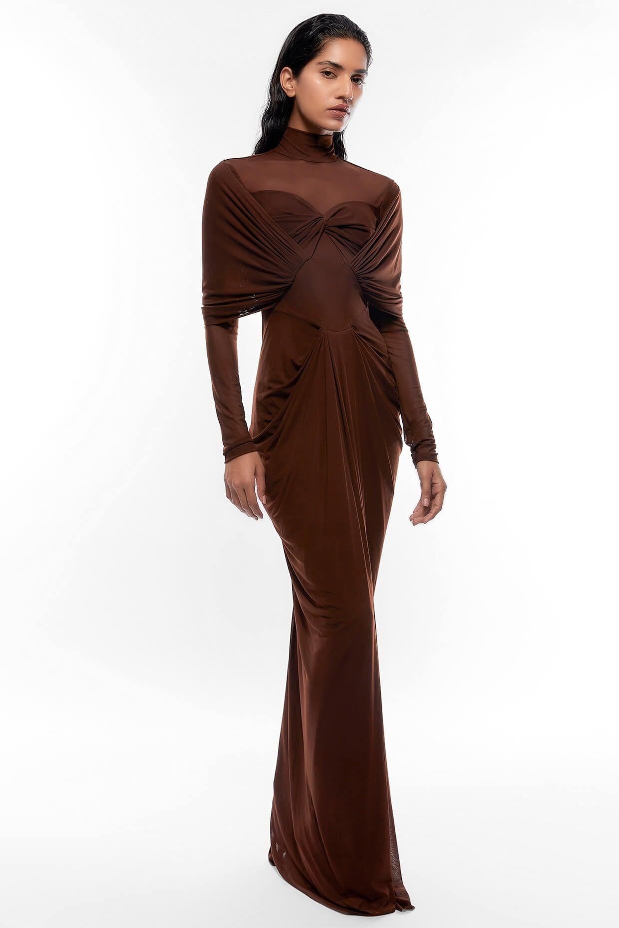 Vestido largo de jersey liso con mangas largas y fruncido 