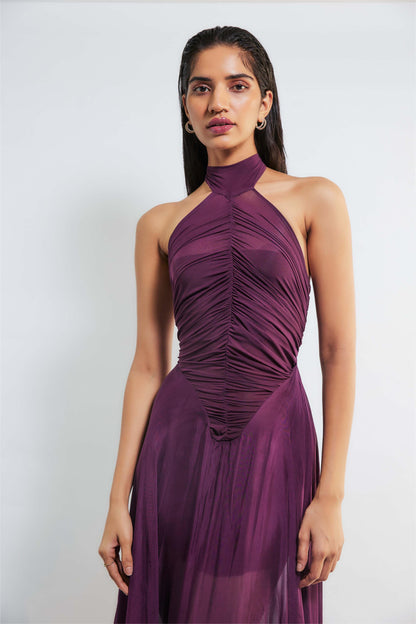 Vestido largo fruncido con cuello halter liso 